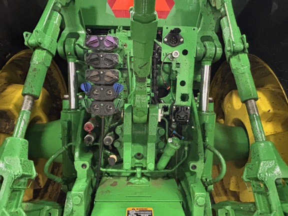 2022 John Deere 8R 370-10