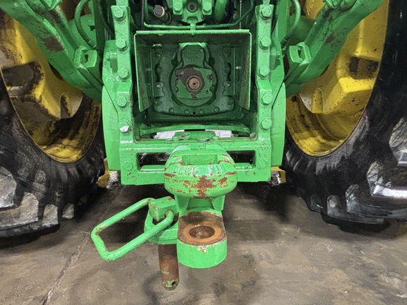 2022 John Deere 8R 370-11