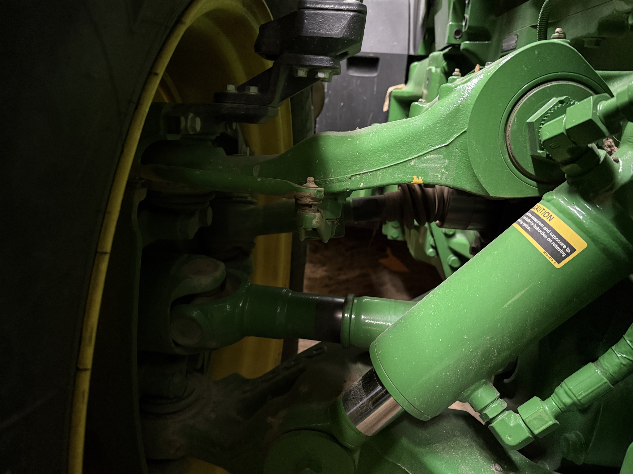 2020 John Deere 8320R Image 15