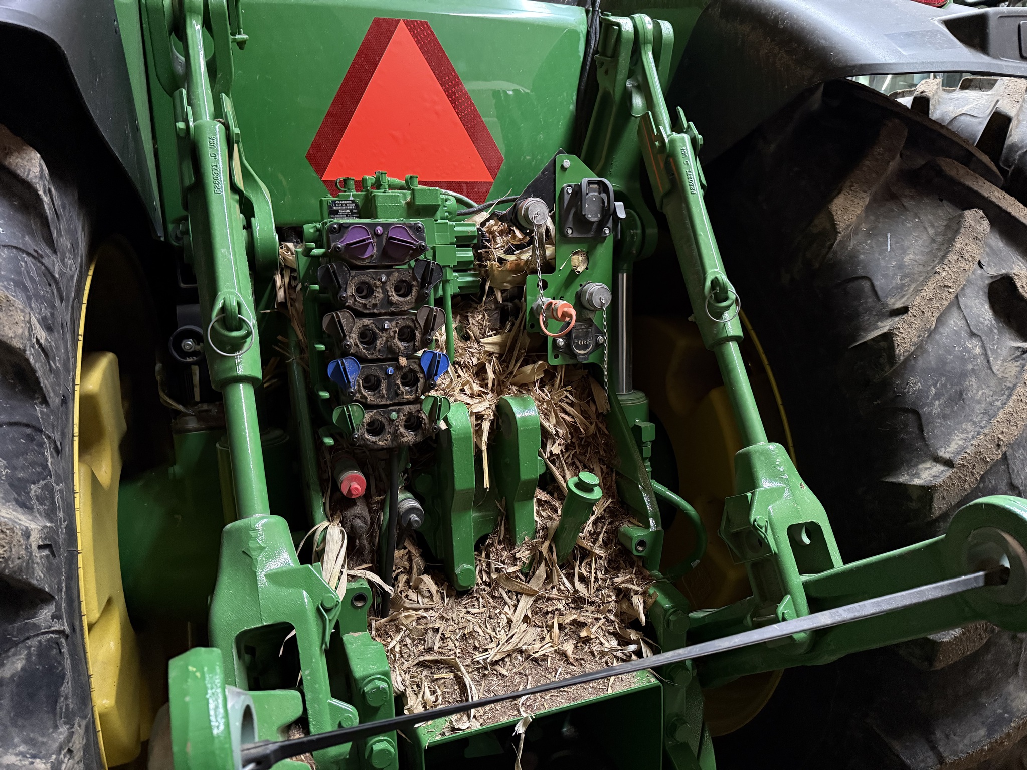 2020 John Deere 8320R Image 26