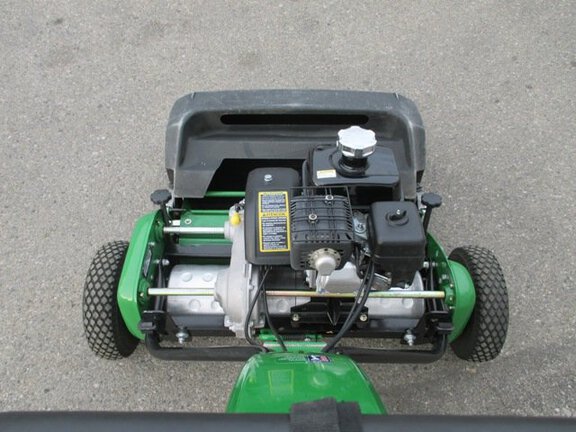 Used 2014 John Deere 260SL Walk Greens / Tee Mower Walking Greens Mowers at Horizon Ag & Turf in Calgary, AB - Photo3