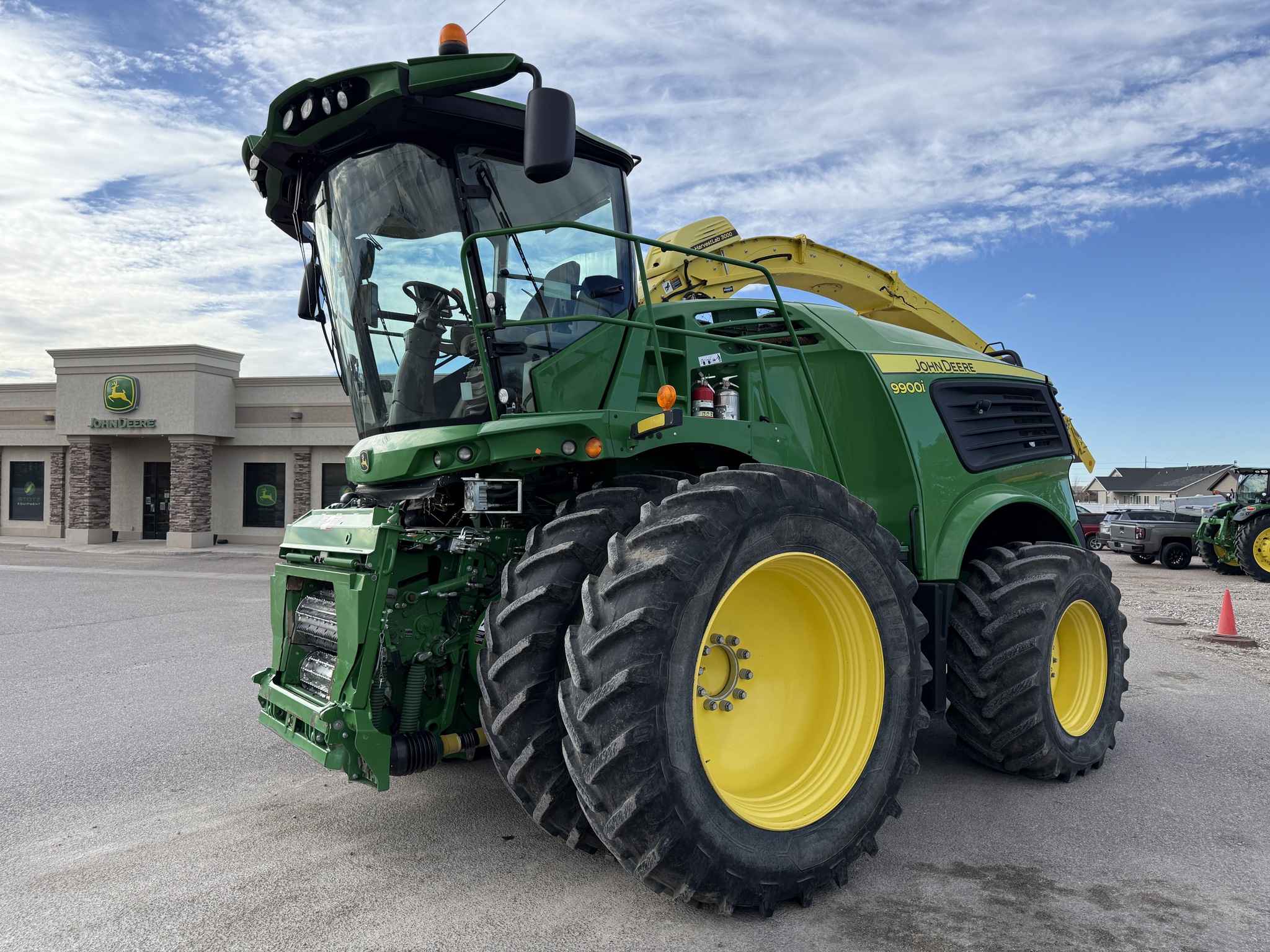 2021 John Deere 9900 Image 1