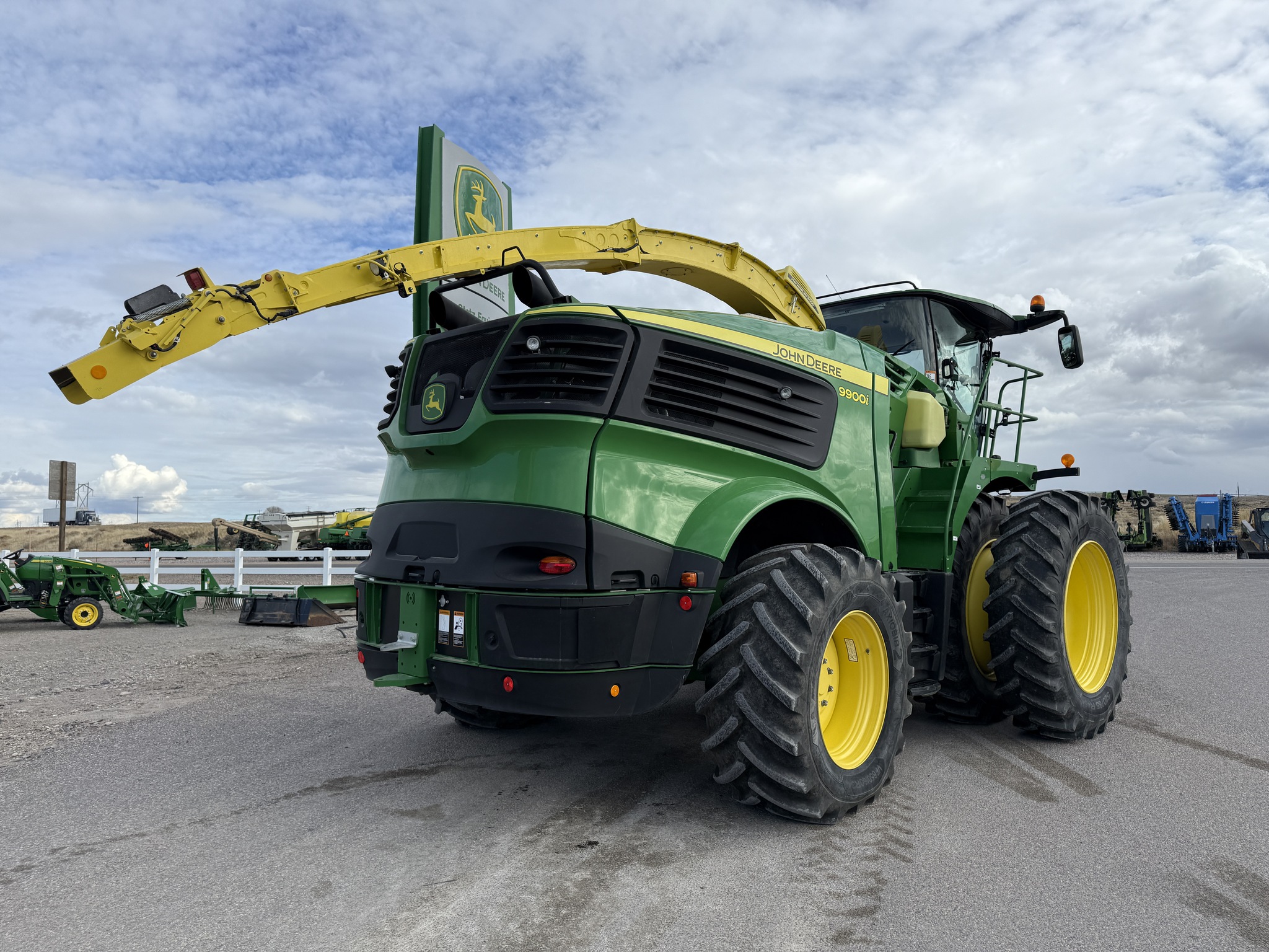 2021 John Deere 9900 Image 5