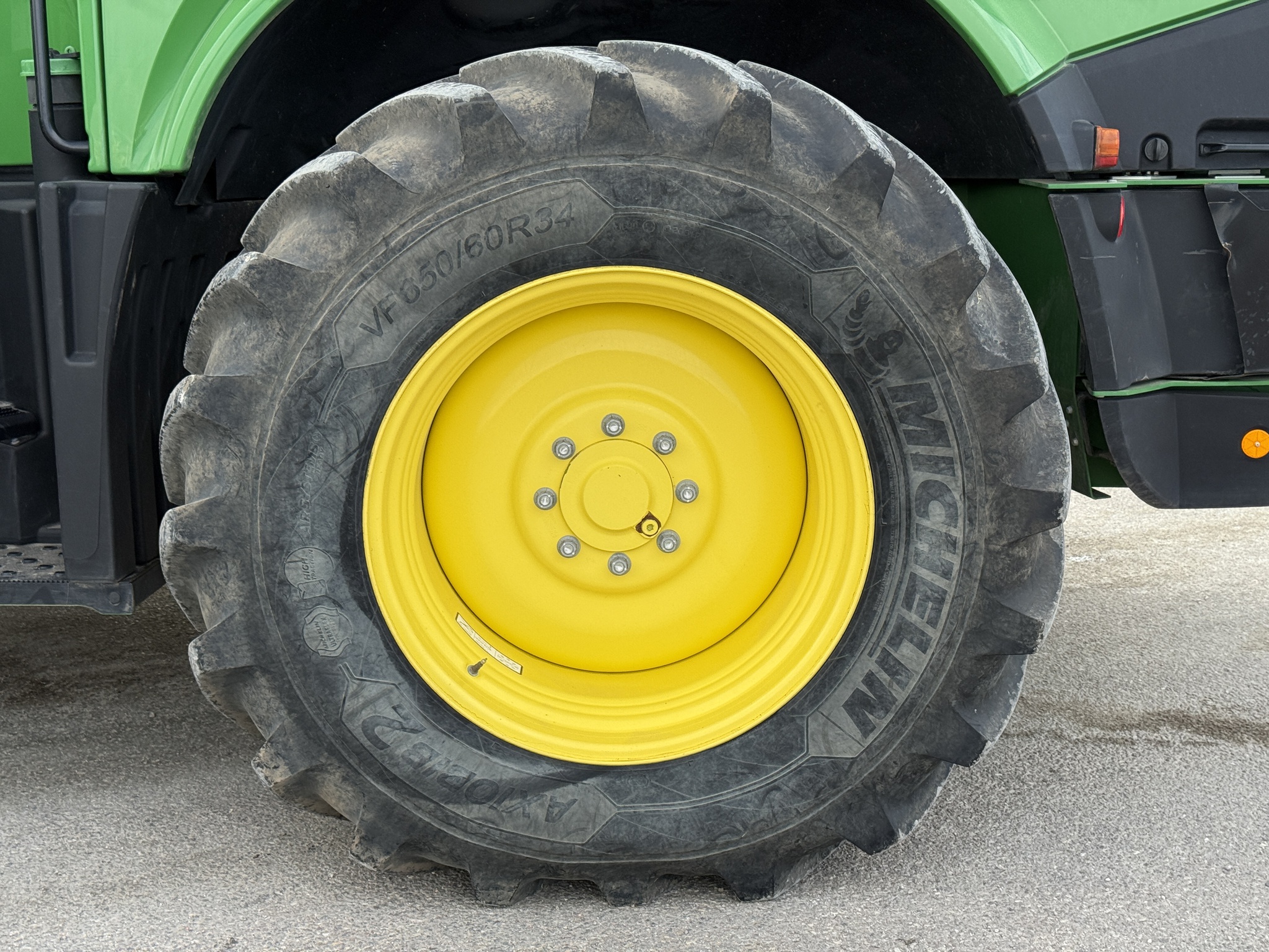 2021 John Deere 9900 Image 34