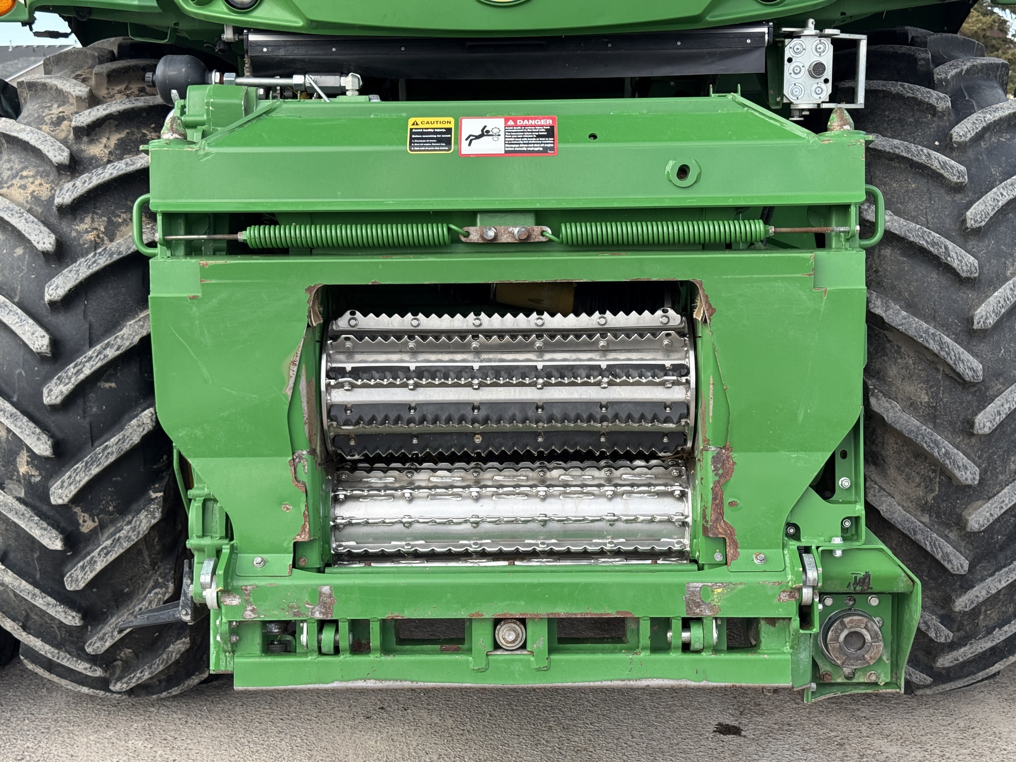 2021 John Deere 9900 Image 21
