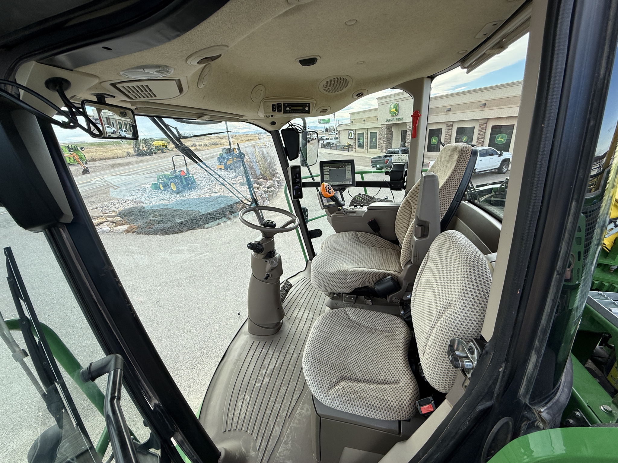 2021 John Deere 9900 Image 9