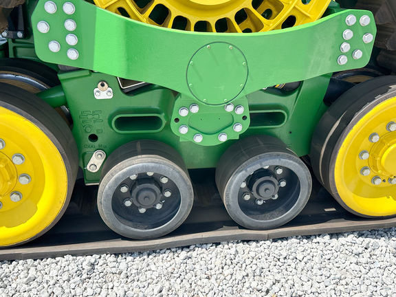 2024 John-Deere 9RX 590