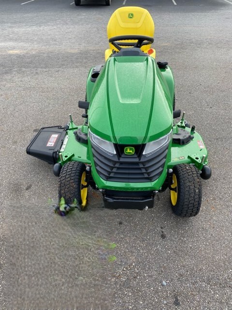 2025 John Deere x380 Image 2