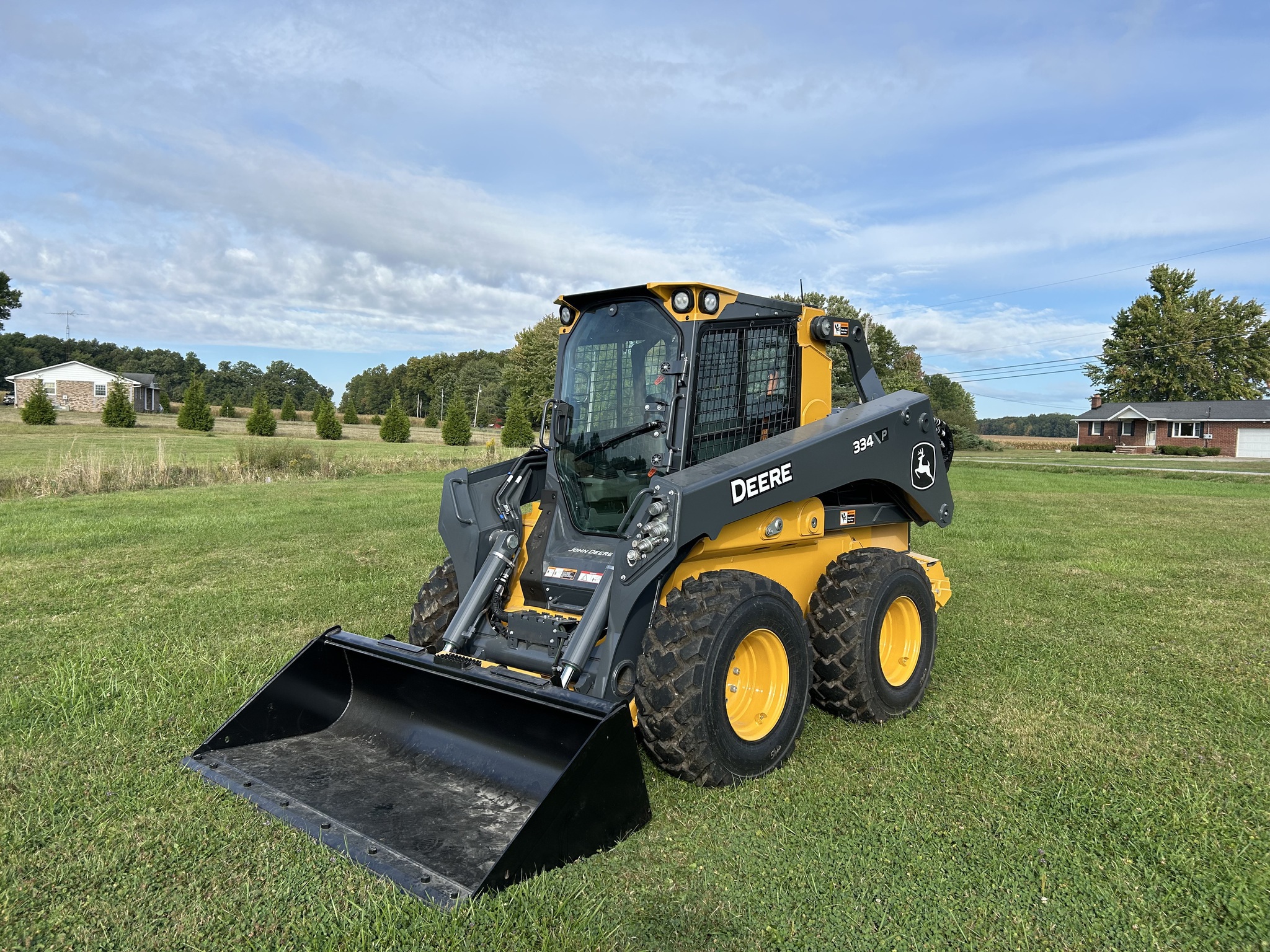 2025 John Deere 334 P Image 1