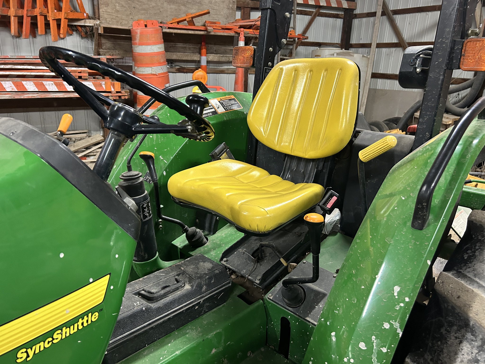 2001 John Deere 5310 Image 3