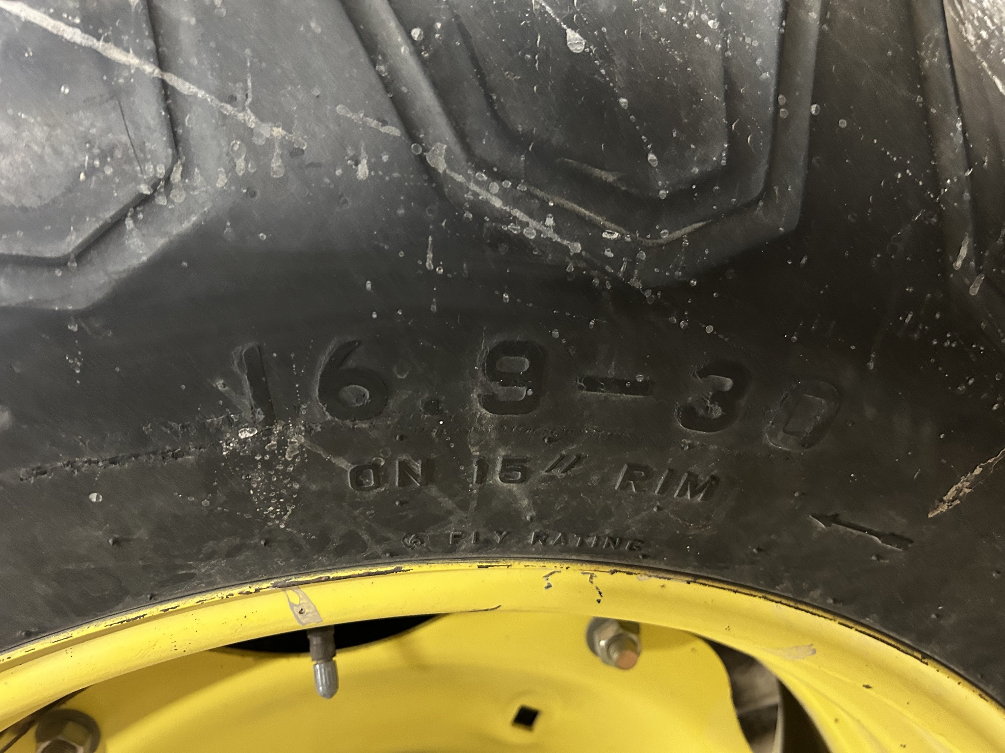 2001 John Deere 5310 Image 9