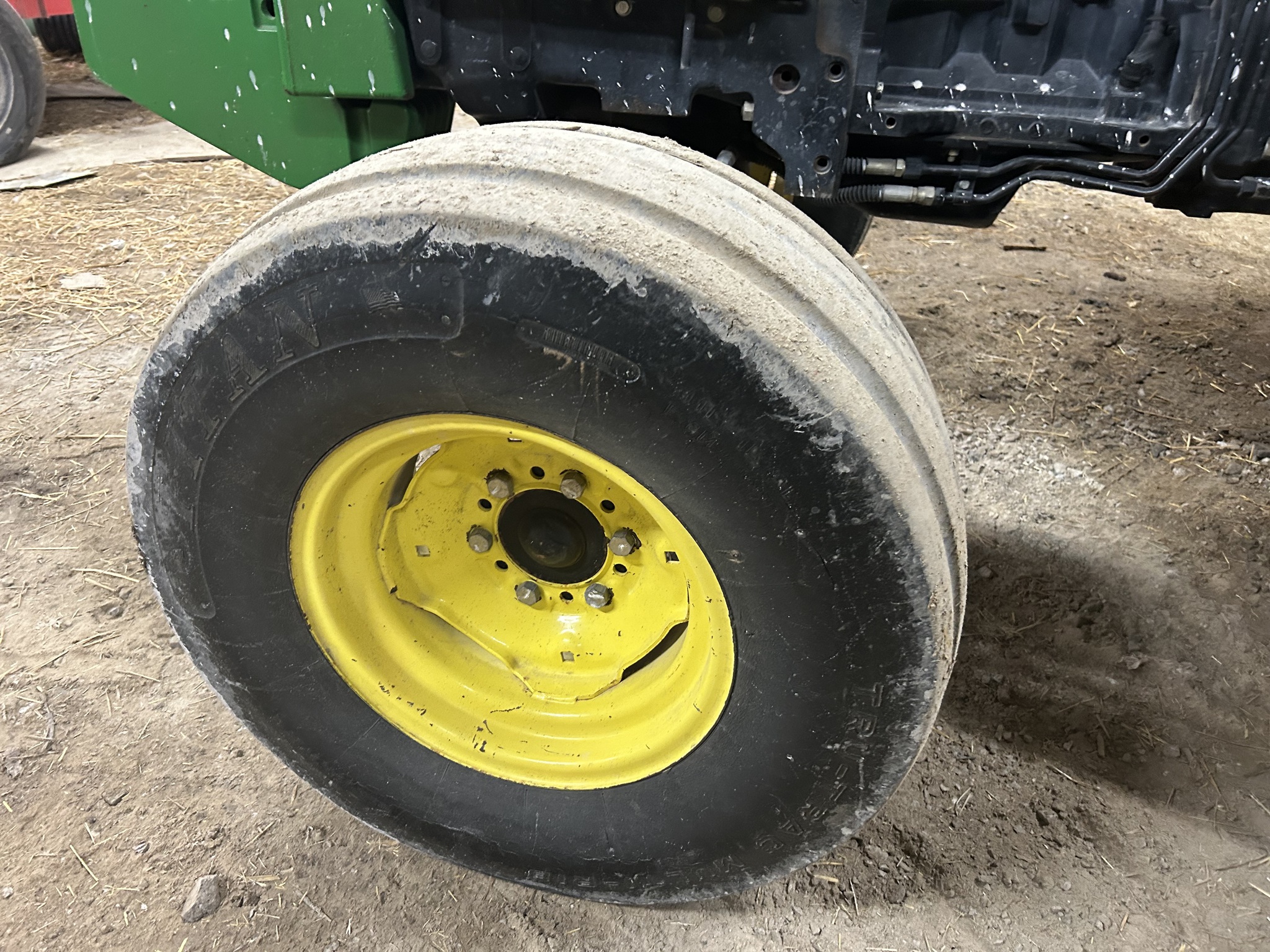 2001 John Deere 5310 Image 10