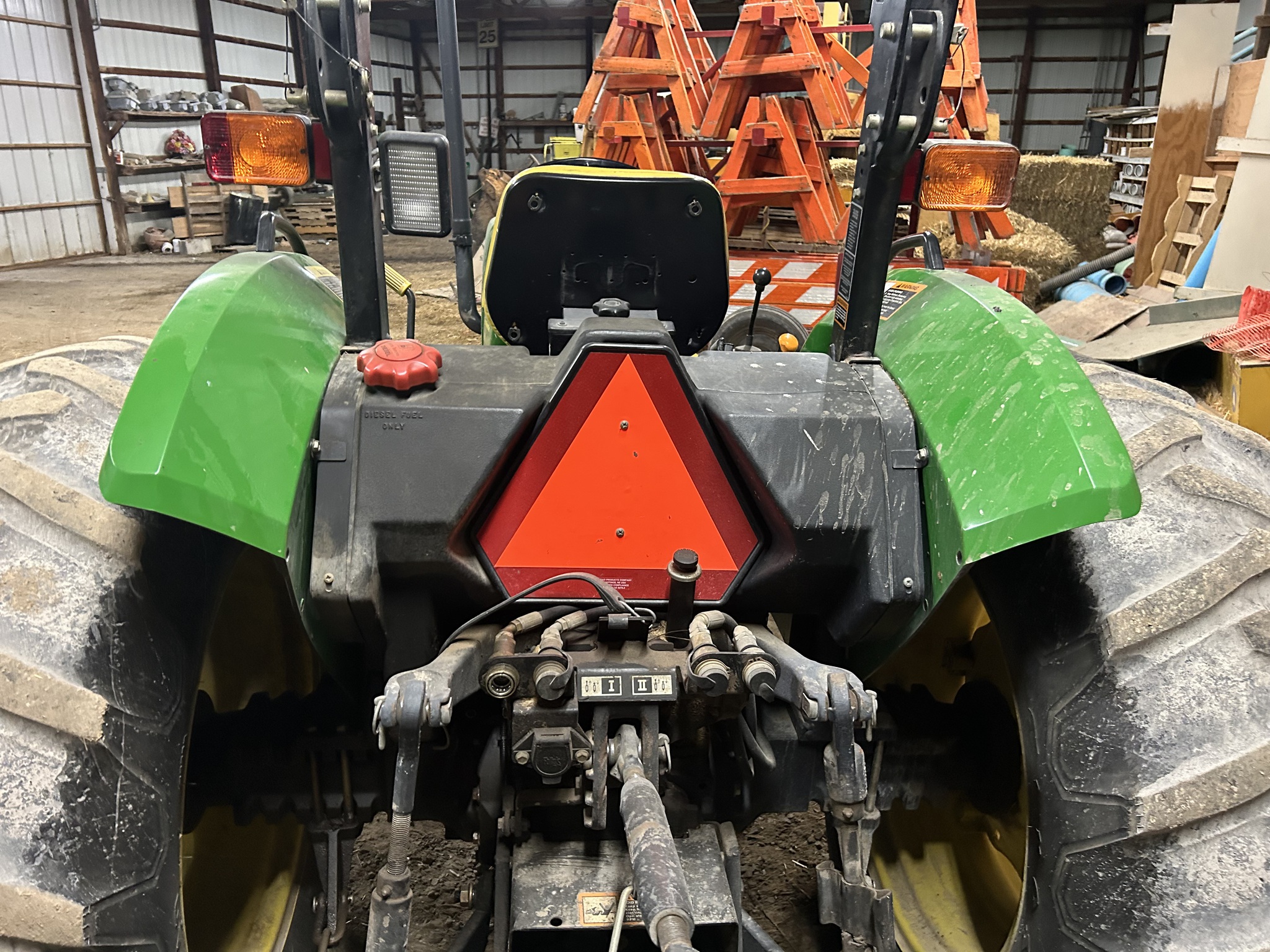 2001 John Deere 5310 Image 5