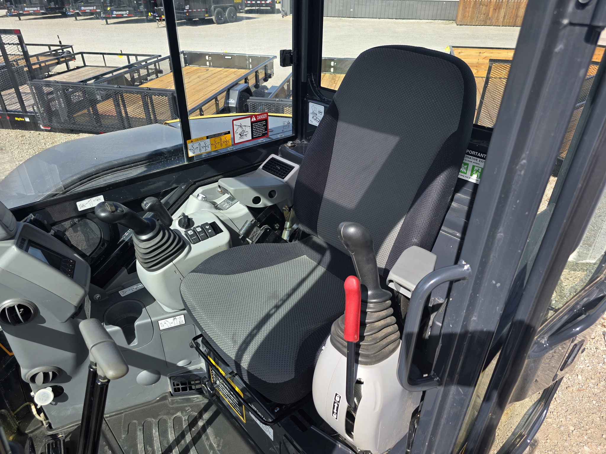 2023 John Deere 60G Image 20