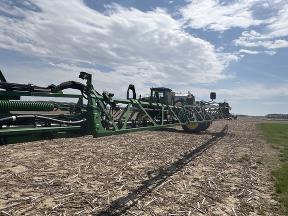 Used 2025 John Deere 410R Self Propelled Sprayers at Koenig Equipment in Urbana, OH - Photo10