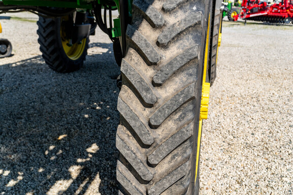 Used 2025 John Deere 410R Self Propelled Sprayers at Koenig Equipment in Urbana, OH - Photo10