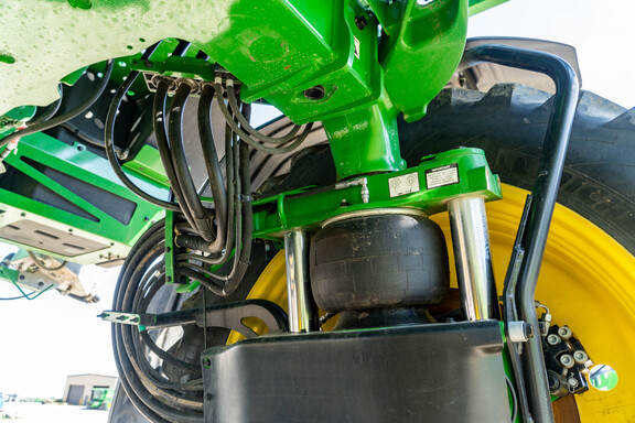 Used 2025 John Deere 410R Self Propelled Sprayers at Koenig Equipment in Urbana, OH - Photo11