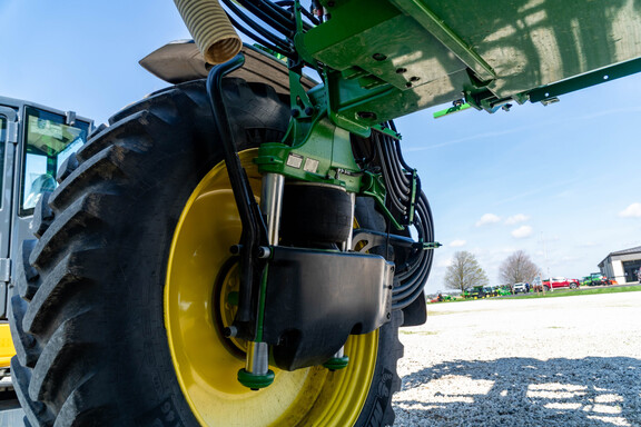 Used 2025 John Deere 410R Self Propelled Sprayers at Koenig Equipment in Urbana, OH - Photo13