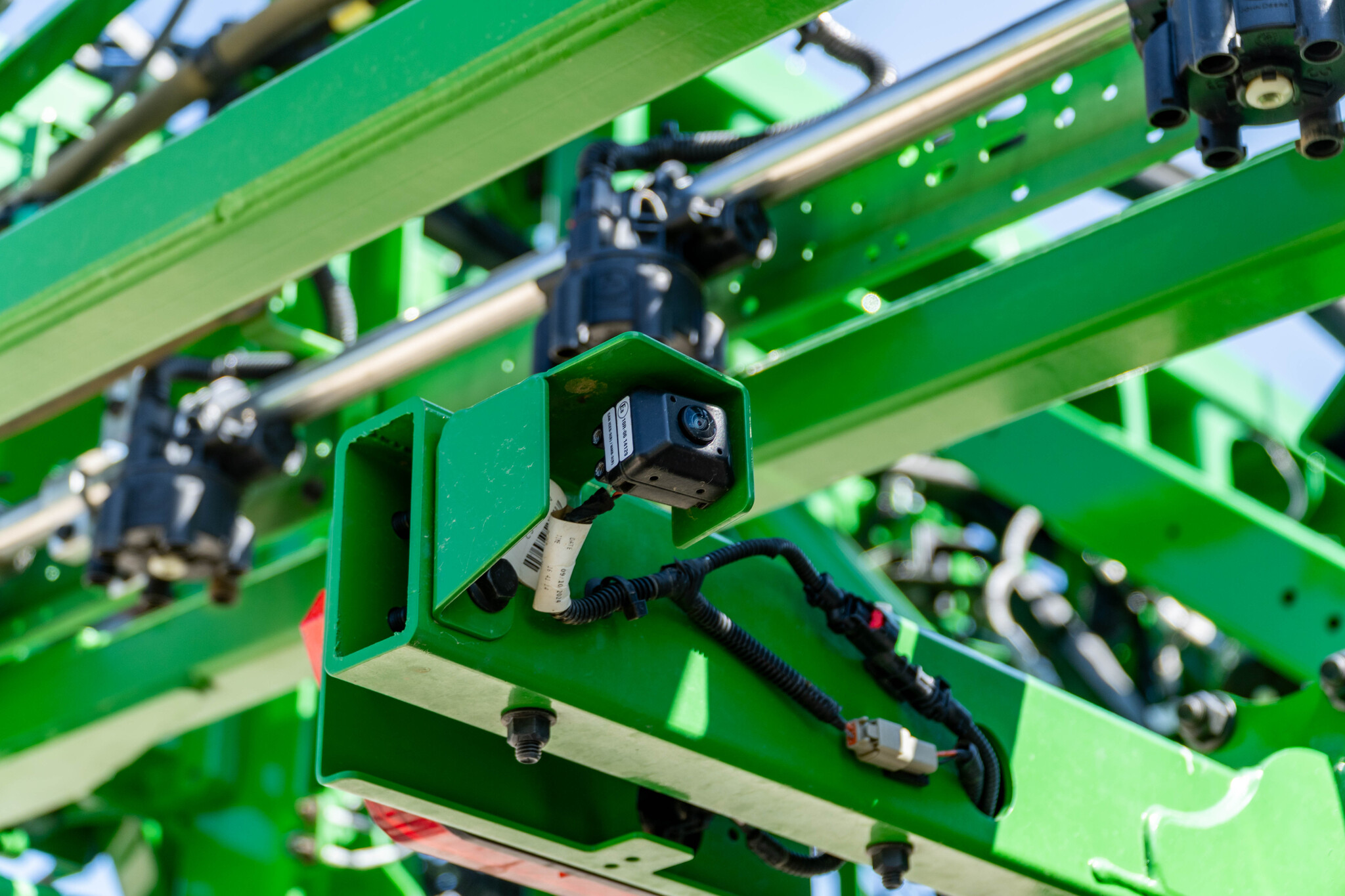 Used 2025 John Deere 410R Self Propelled Sprayers at Koenig Equipment in Urbana, OH - PhotoXL35
