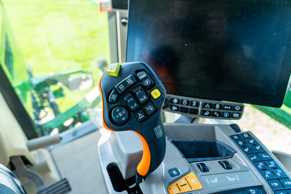 Used 2025 John Deere 410R Self Propelled Sprayers at Koenig Equipment in Urbana, OH - Photo43