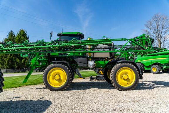 Used 2025 John Deere 410R Self Propelled Sprayers at Koenig Equipment in Urbana, OH - Photo1