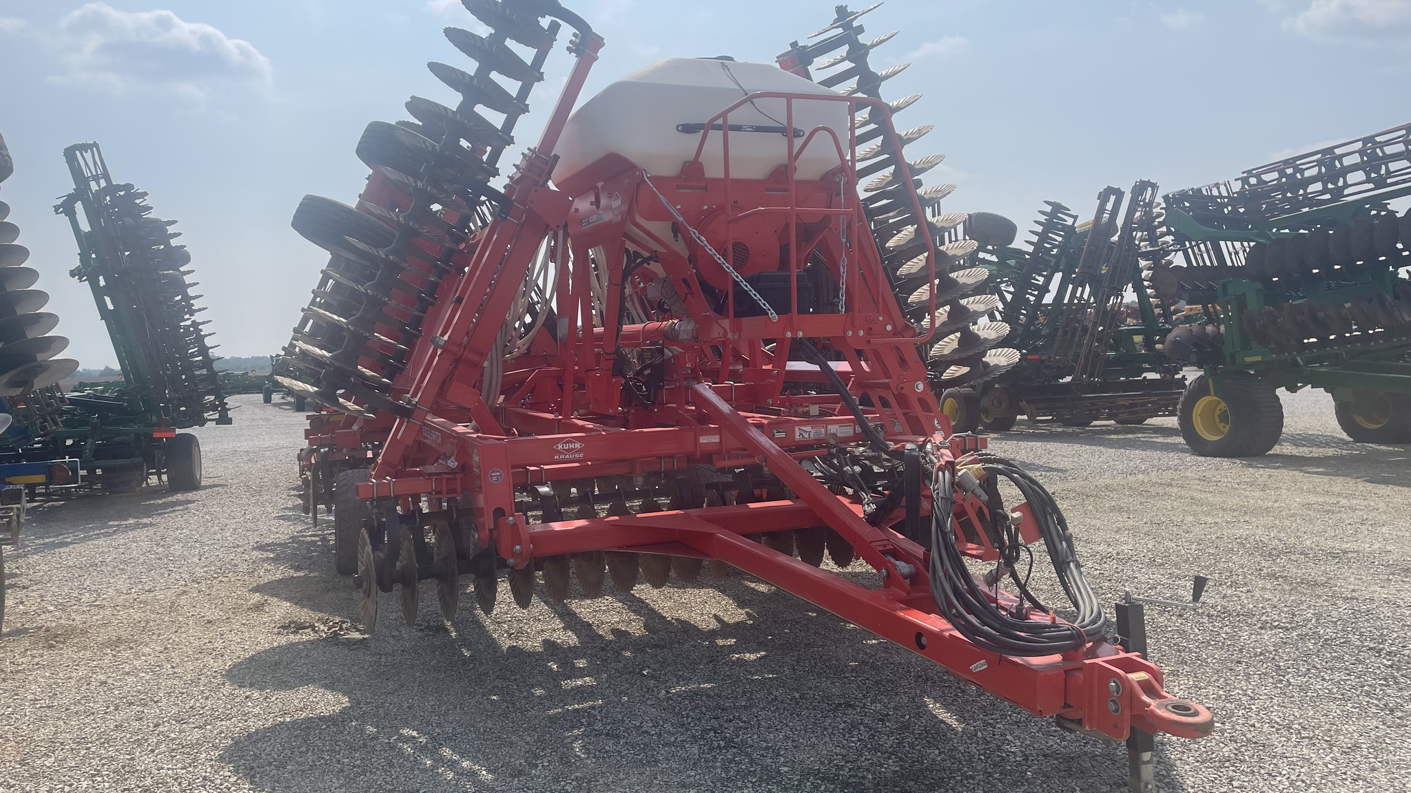 2017 Kuhn 8005-30 Image 2
