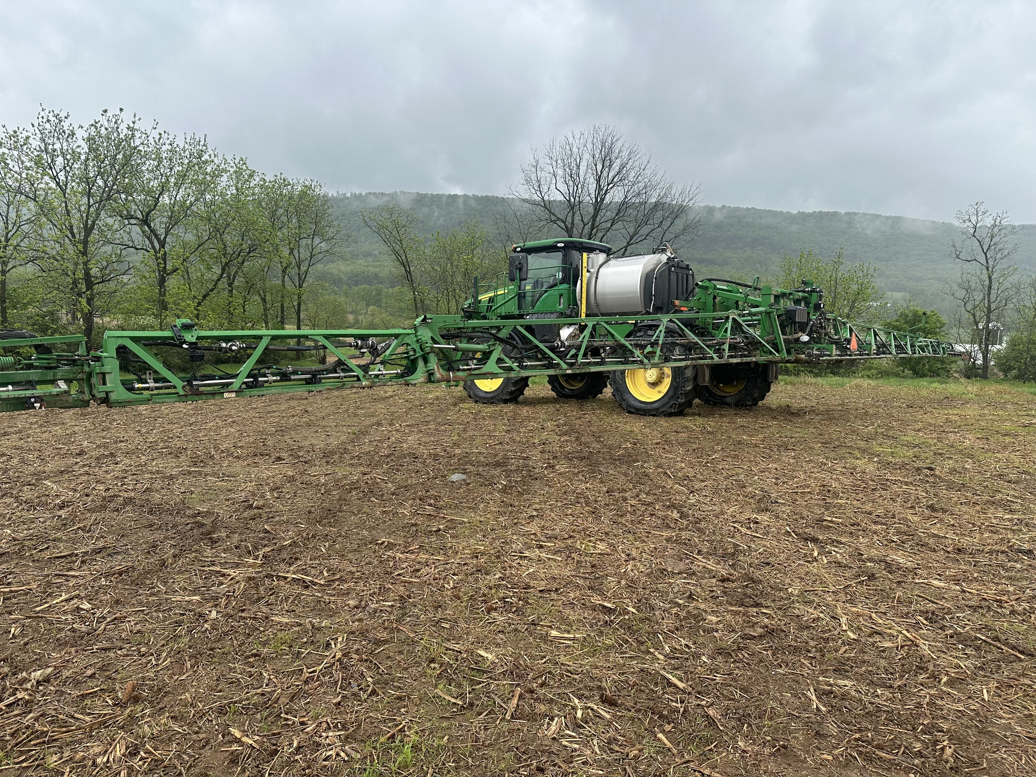 2014 John Deere R4038 Image 36