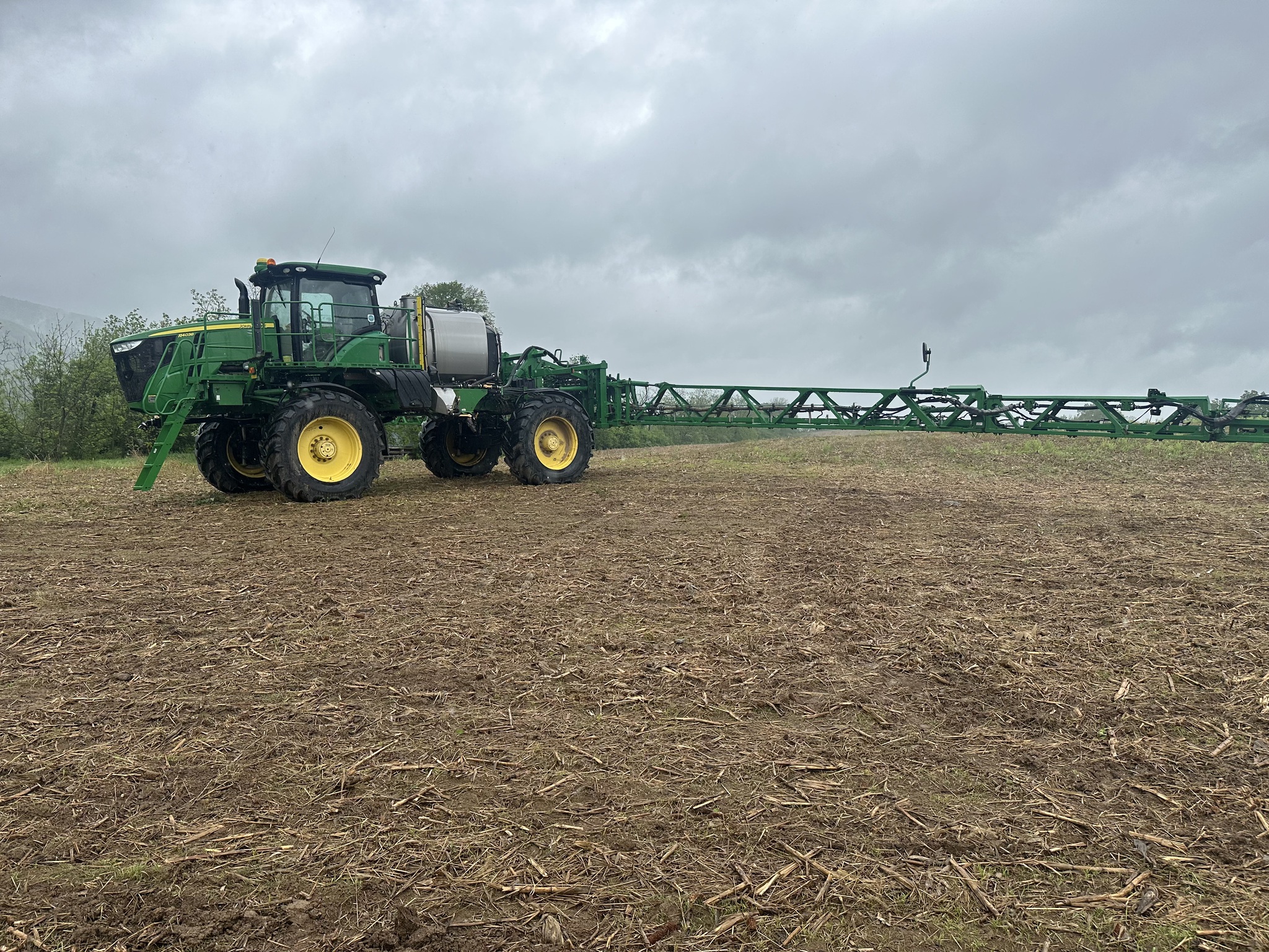 2014 John Deere R4038 Image 34