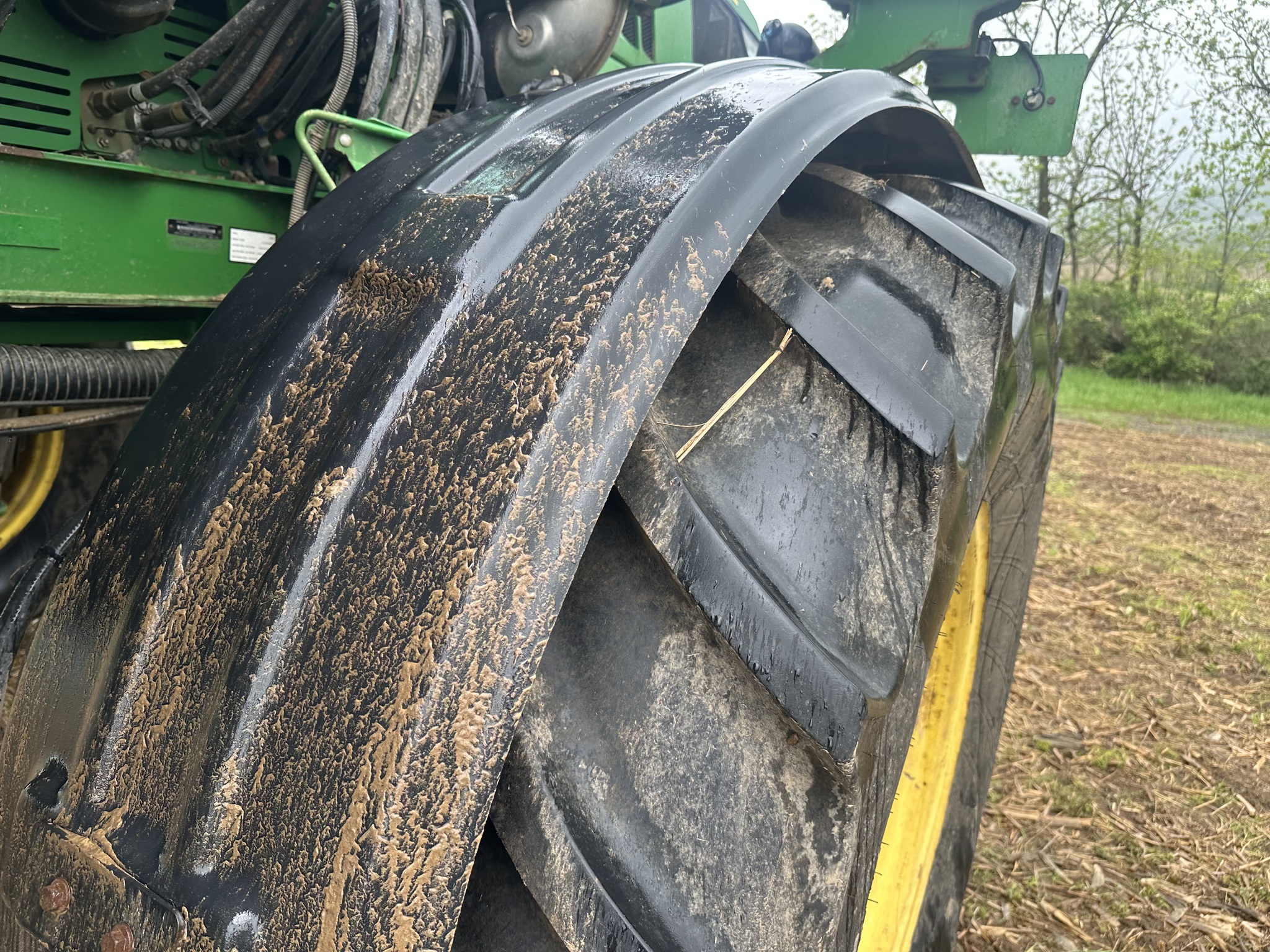 2014 John Deere R4038 Image 16