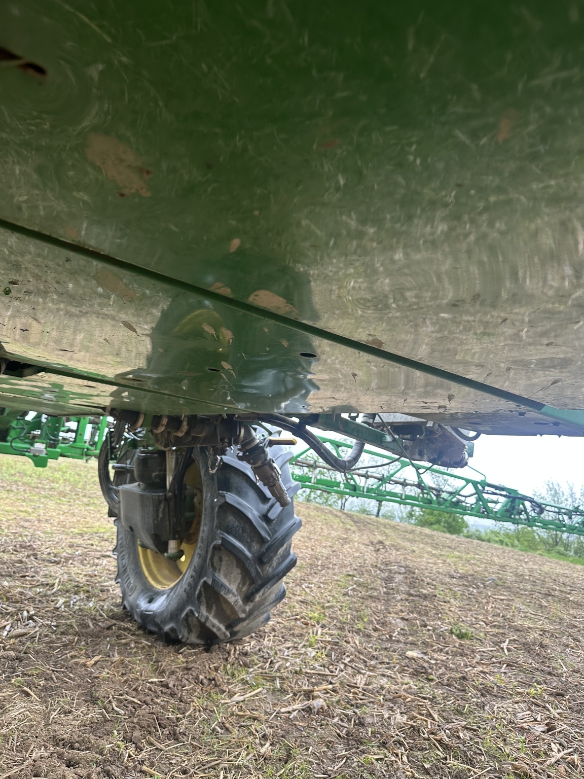 2014 John Deere R4038 Image 19