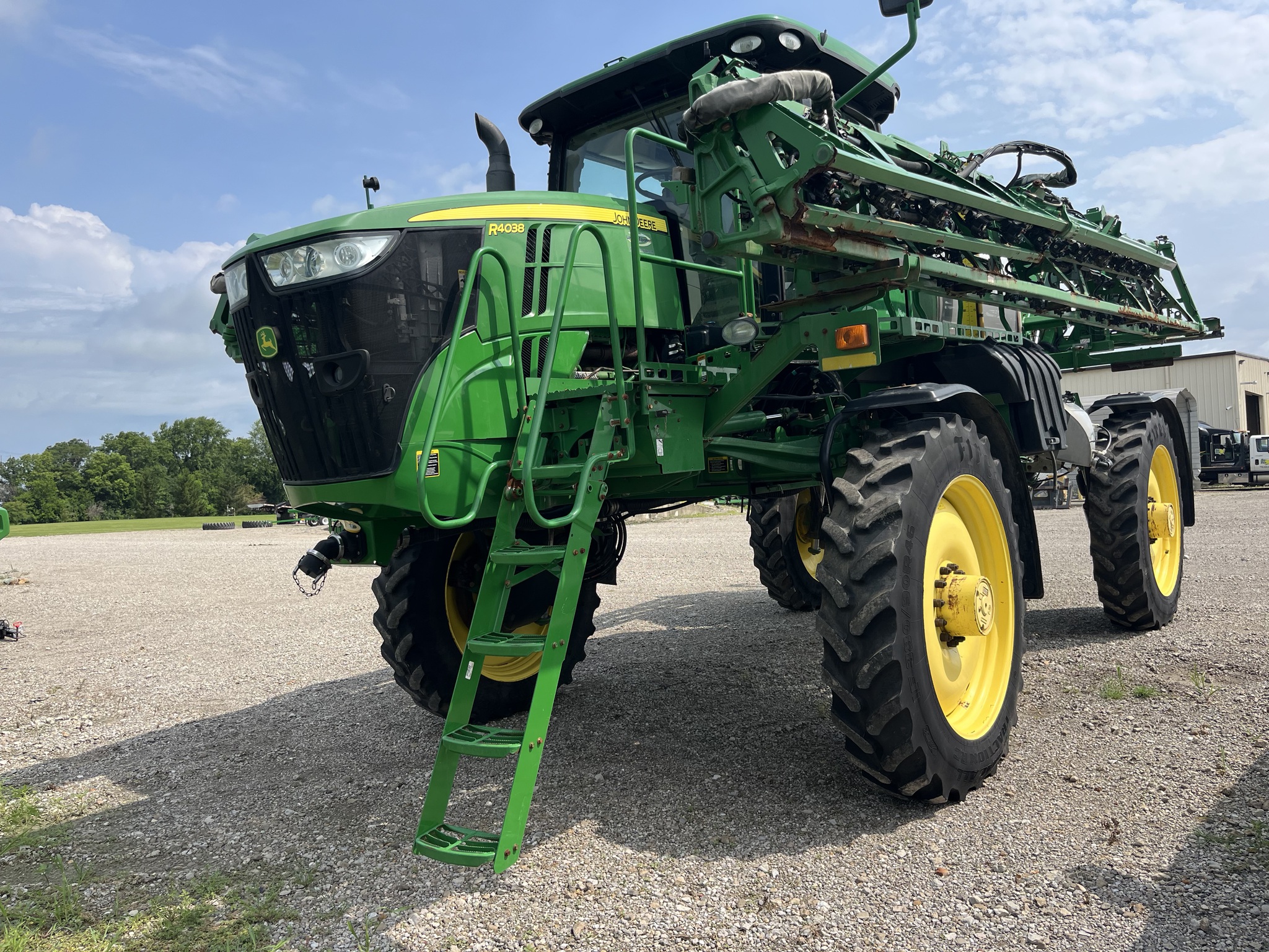 2014 John Deere R4038 Image 4