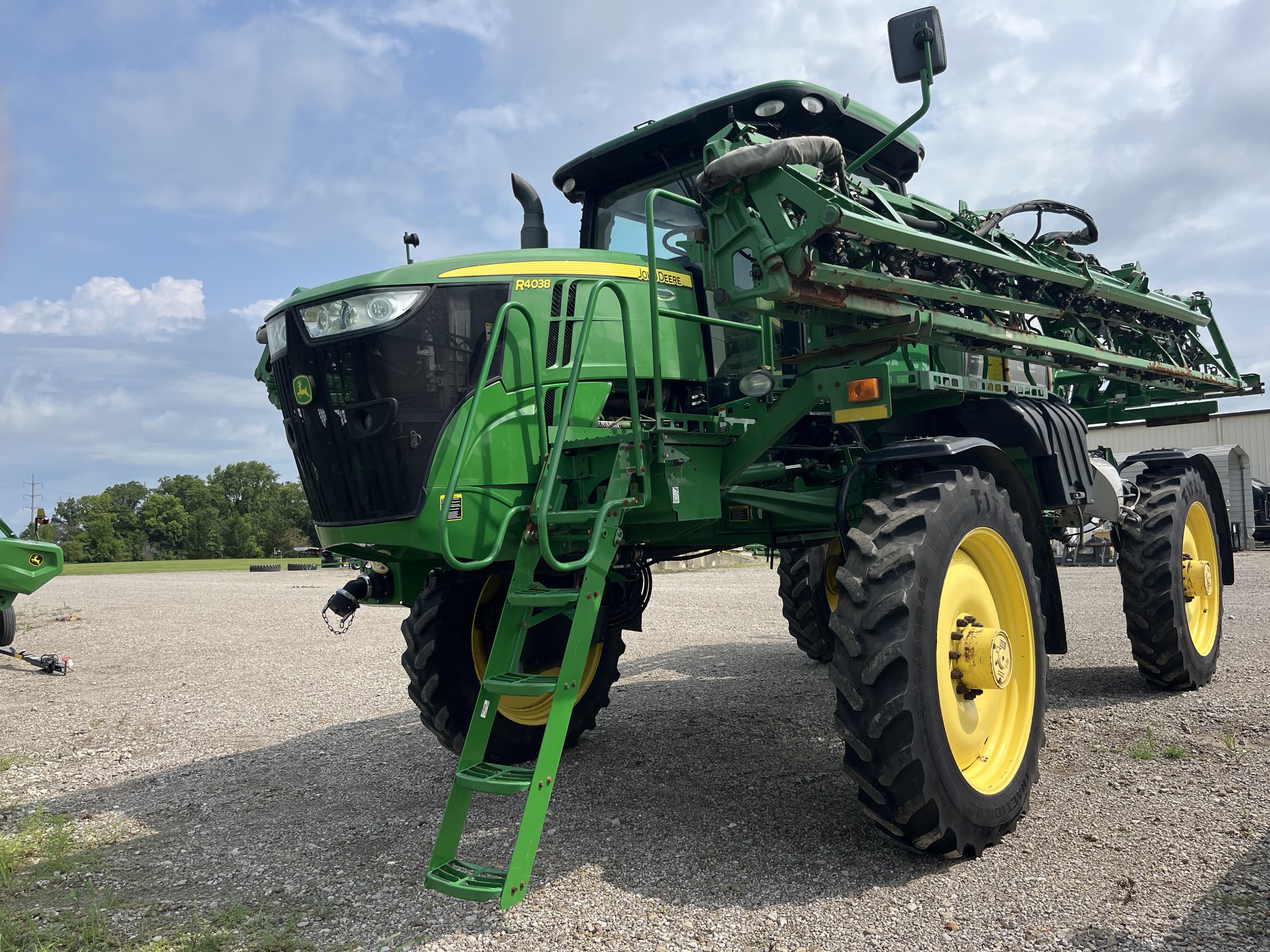 2014 John Deere R4038 Image 2