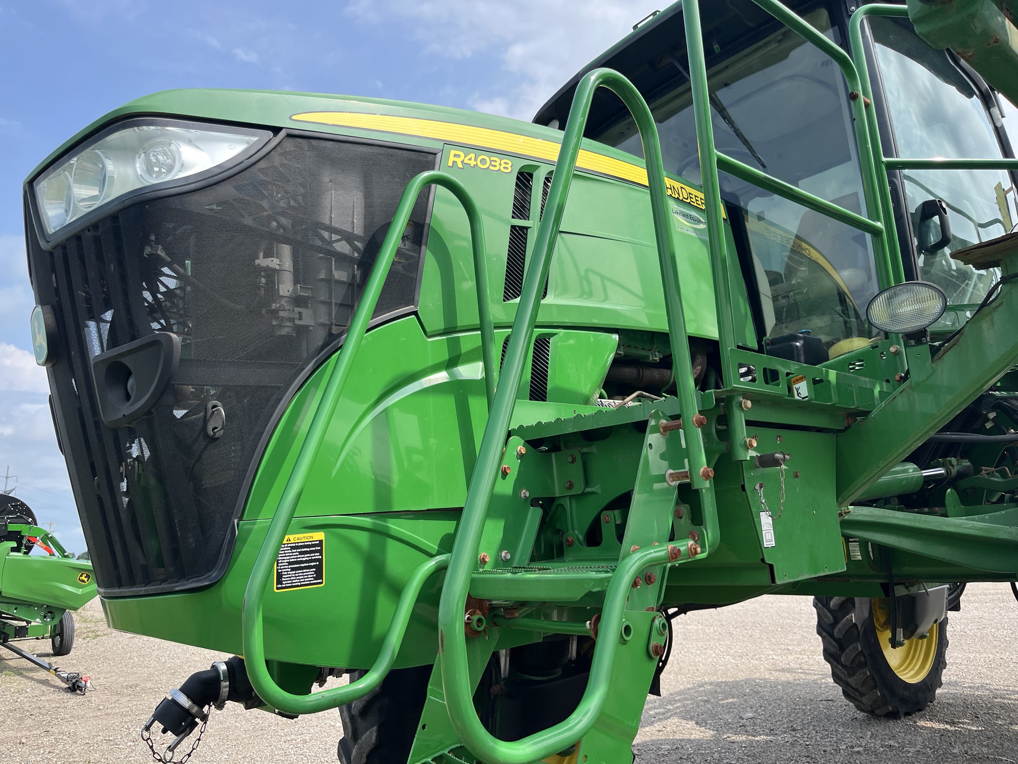 2014 John Deere R4038 Image 7