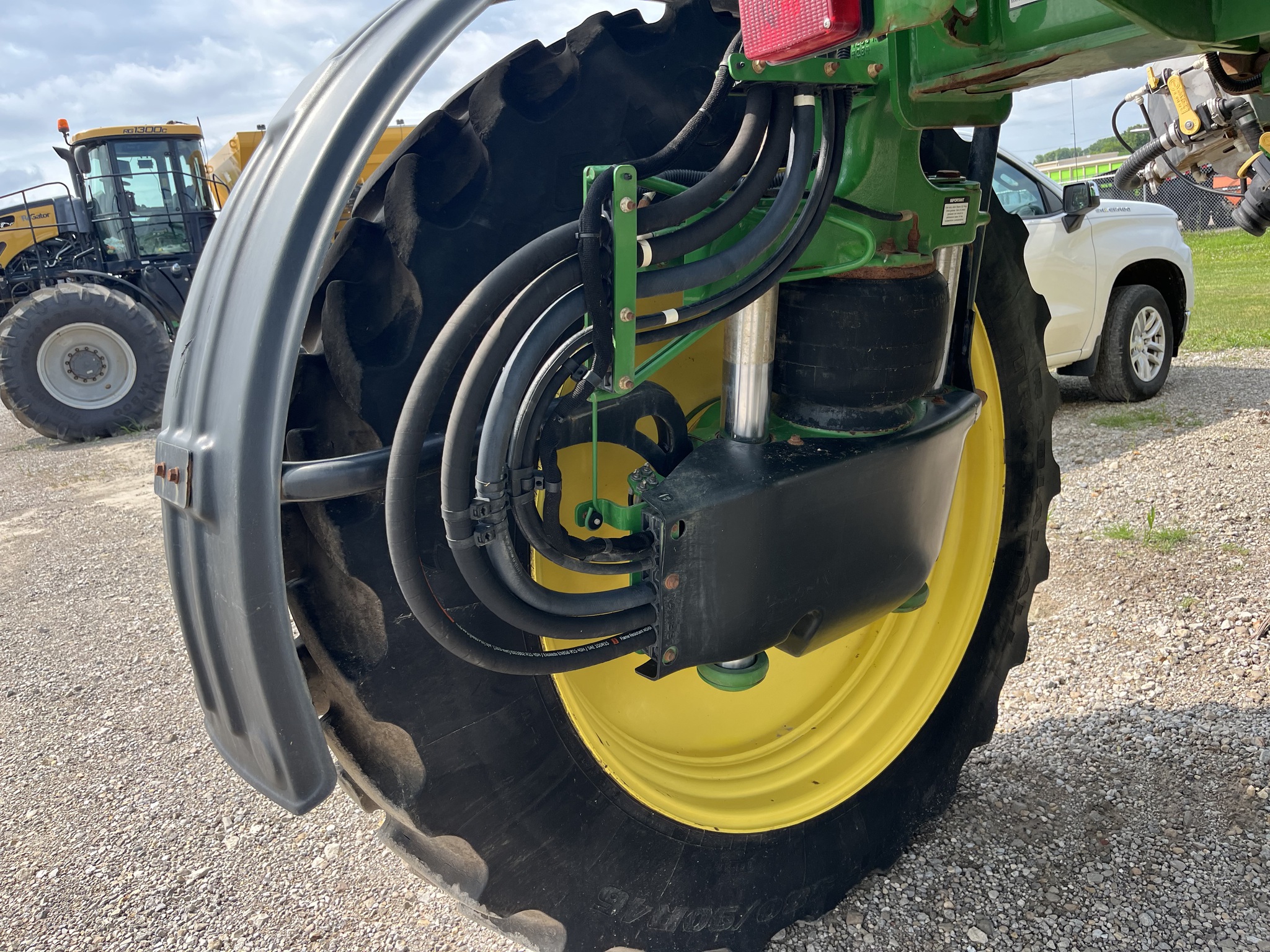 2014 John Deere R4038 Image 29