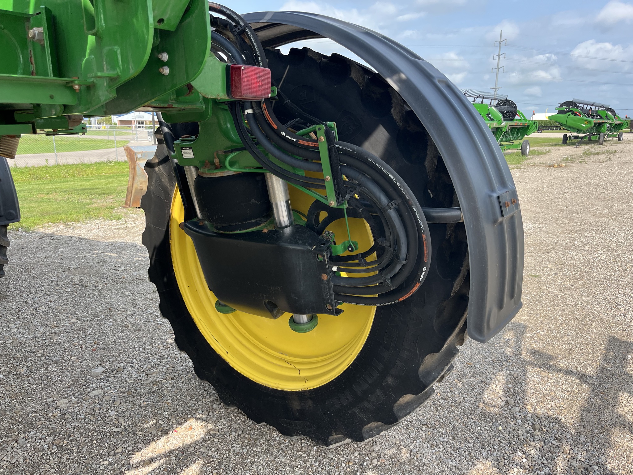 2014 John Deere R4038 Image 28