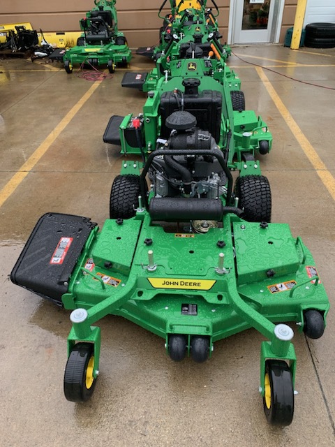 John Deere W48R Image 1