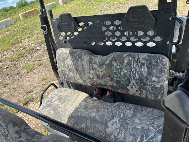 2011 John Deere XUV 550 CAMO Image 7