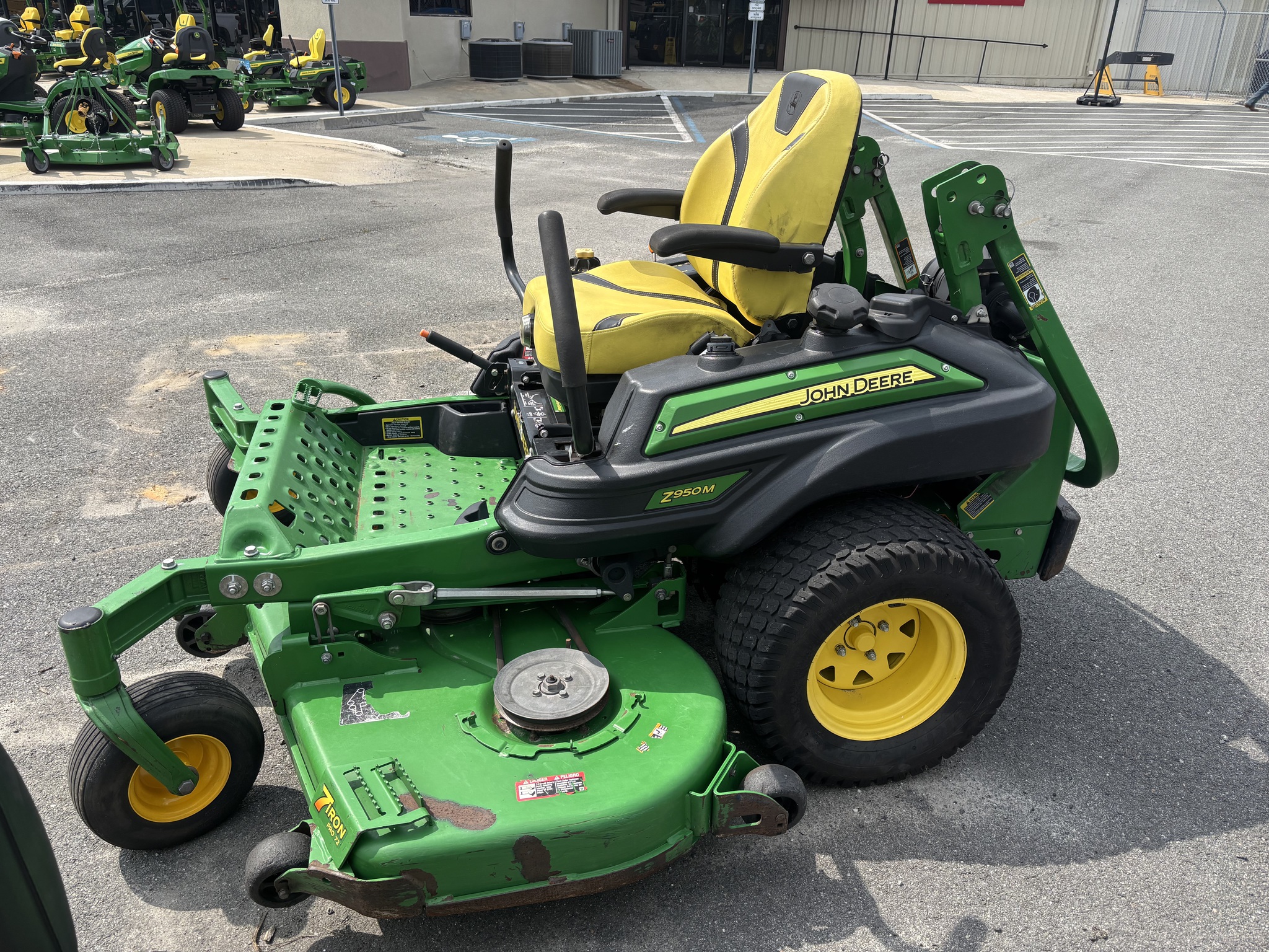 2021 John Deere Z950M Image 5