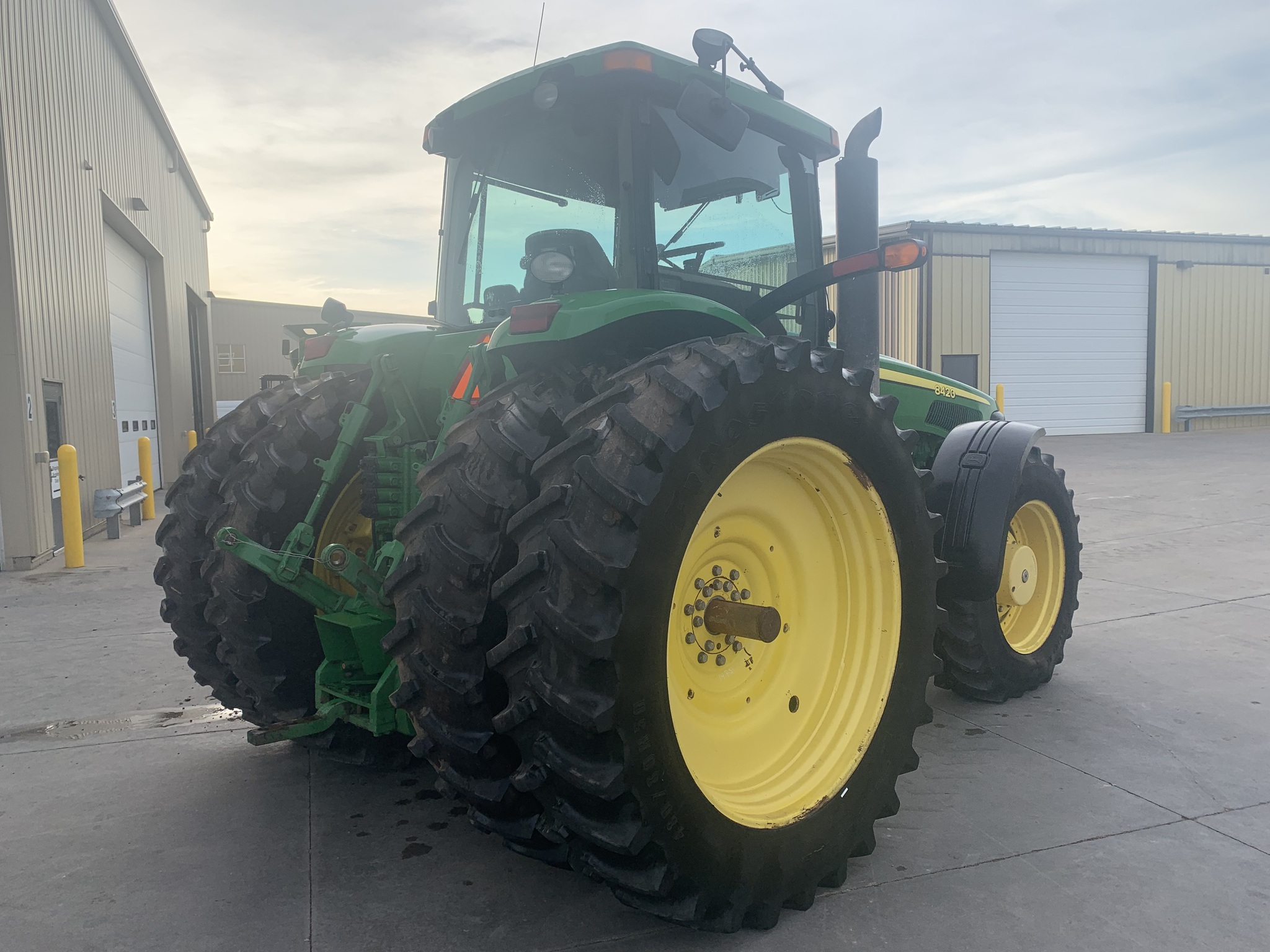 2004 John Deere 8420 Image 6