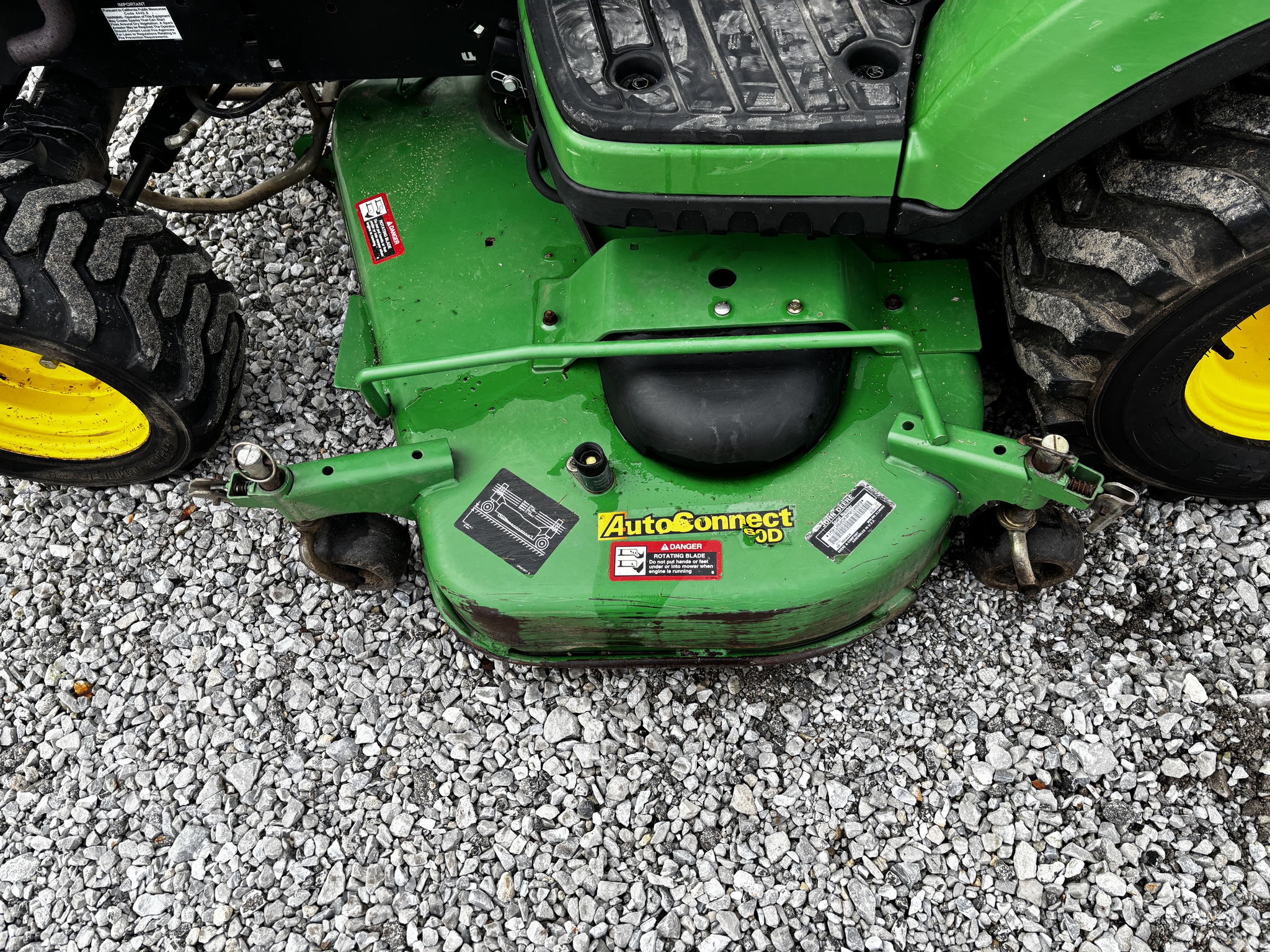 Used 2011 John Deere 1026R Compact Utility Tractors at Koenig Equipment in Richmond, IN - PhotoXL8
