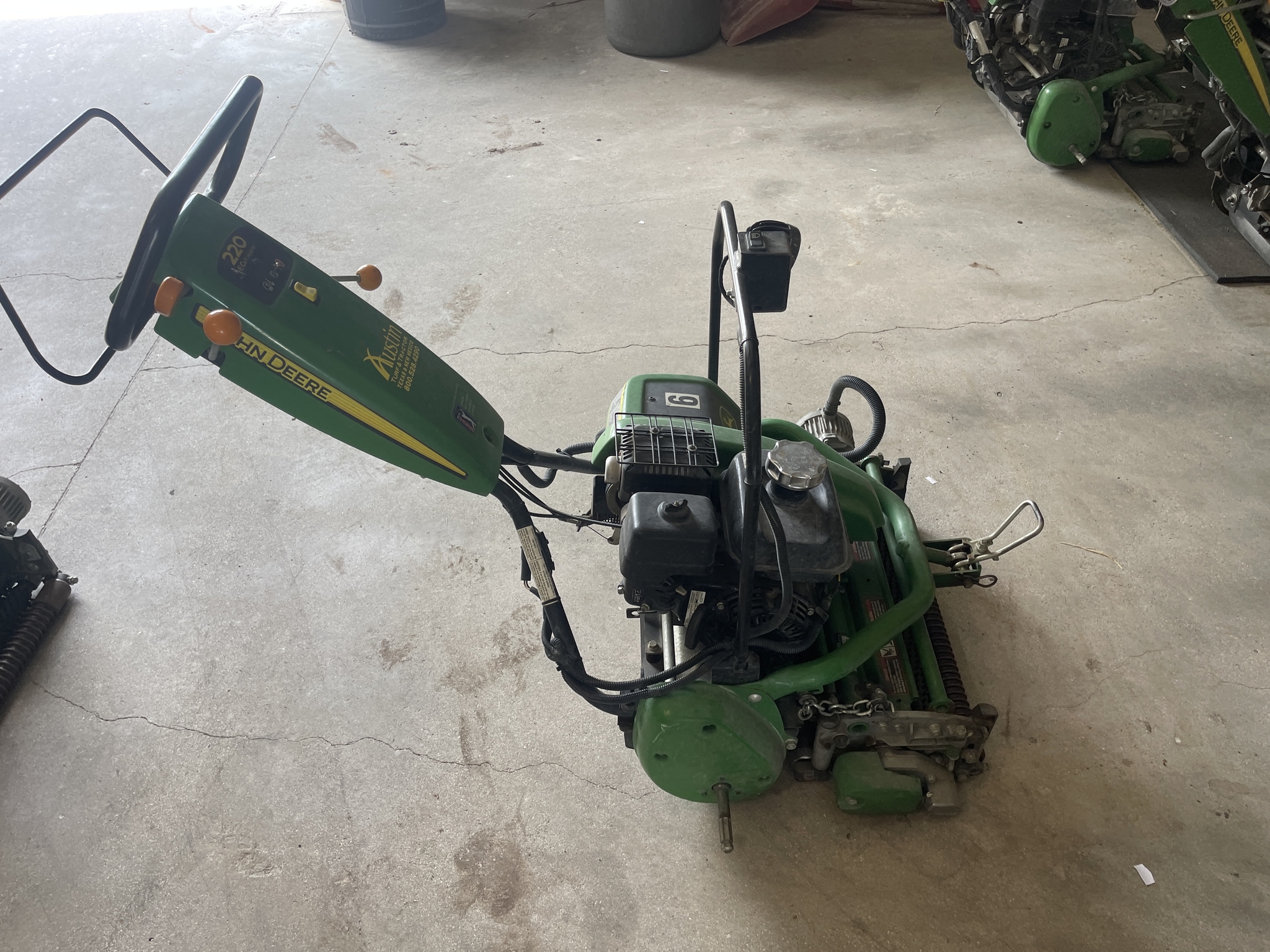 2021 John Deere 220E Image 6