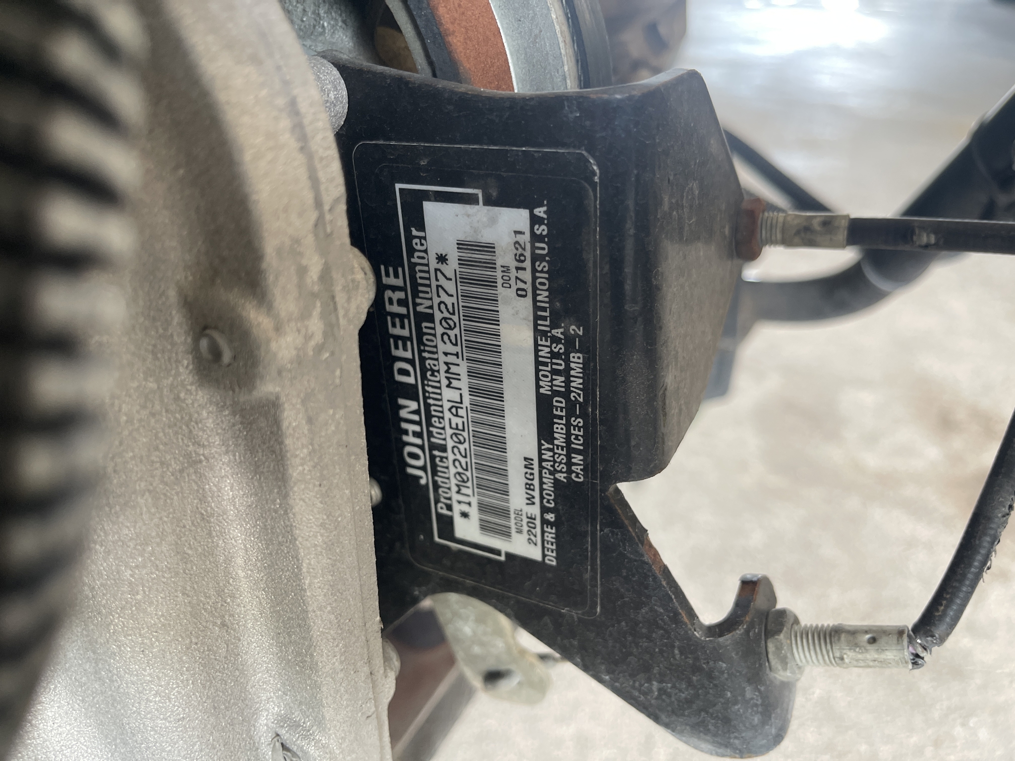 2021 John Deere 220E Image 13