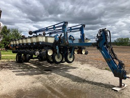 Planter For Sale Kinze 2700 