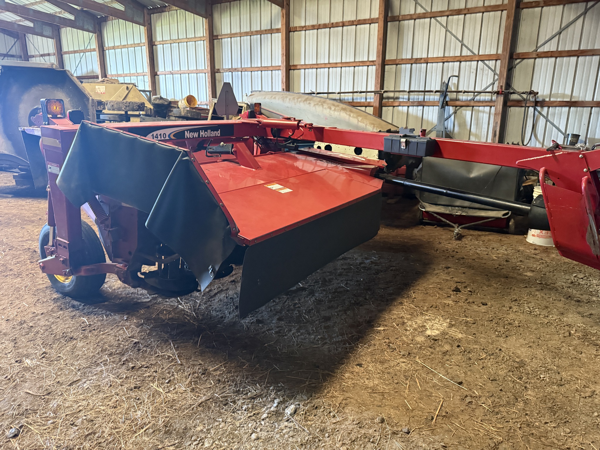 2005 New Holland 1410