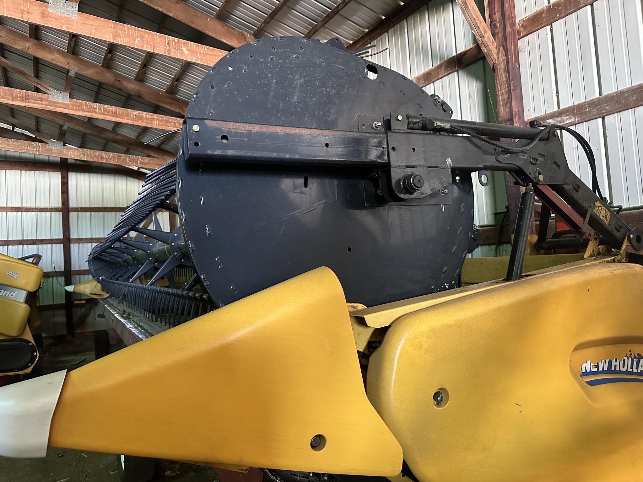 2014 New Holland 880CF-35 Image 1