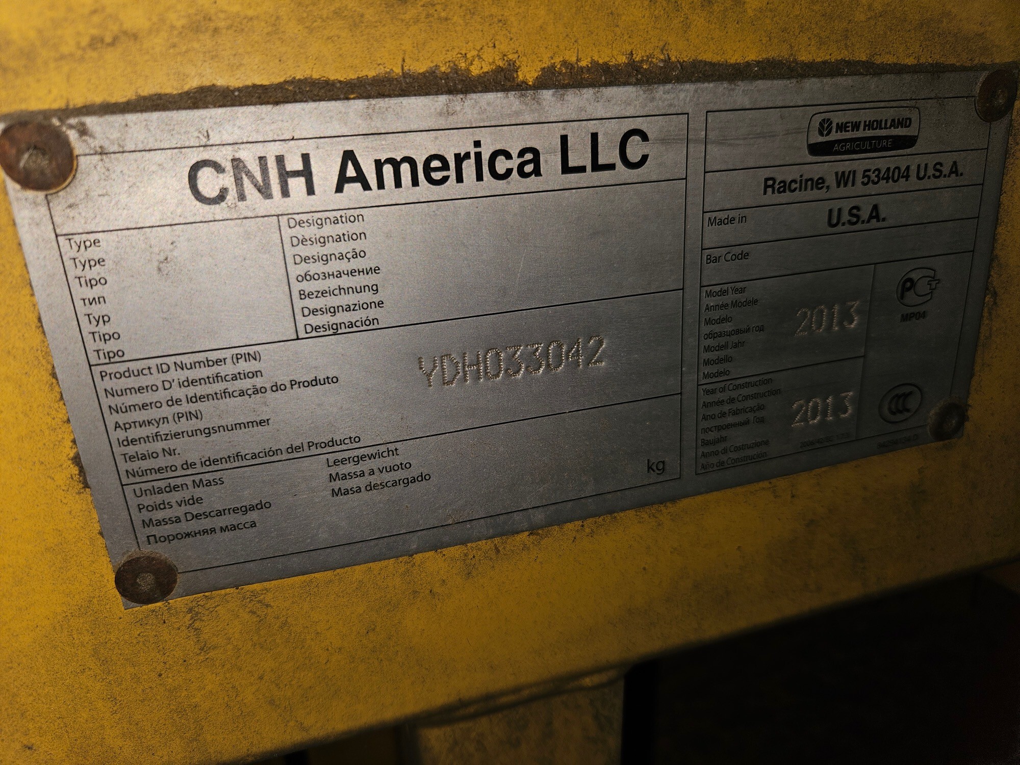 2014 New Holland 880CF-35 Image 7
