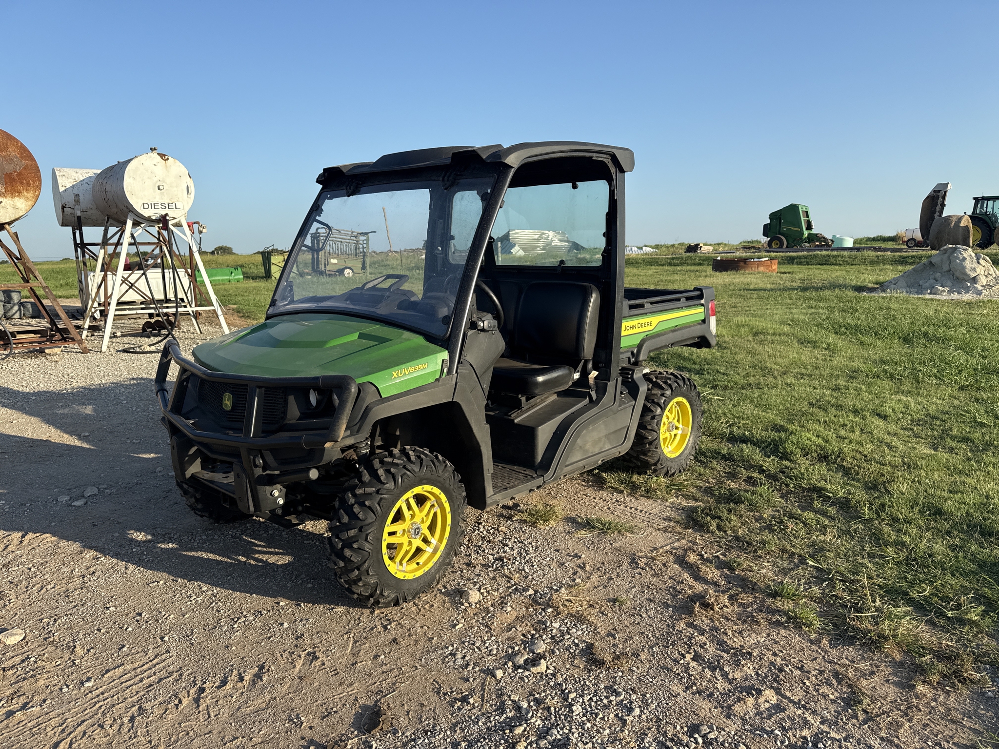 2024 John Deere XUV 835M Image 6