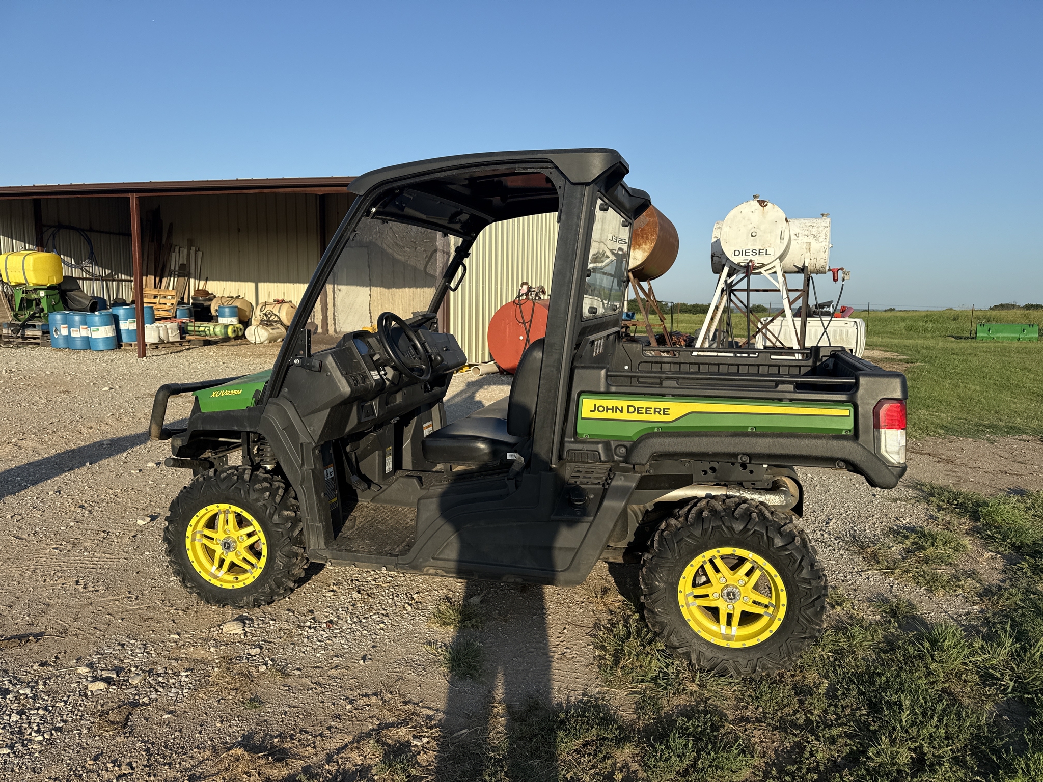2024 John Deere XUV 835M Image 16