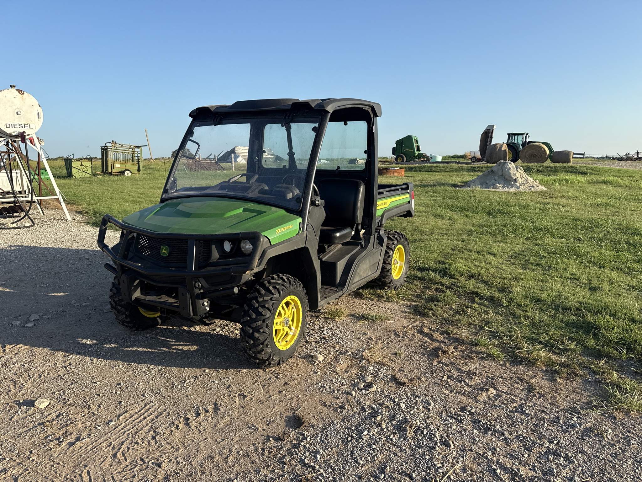 2024 John Deere XUV 835M Image 5