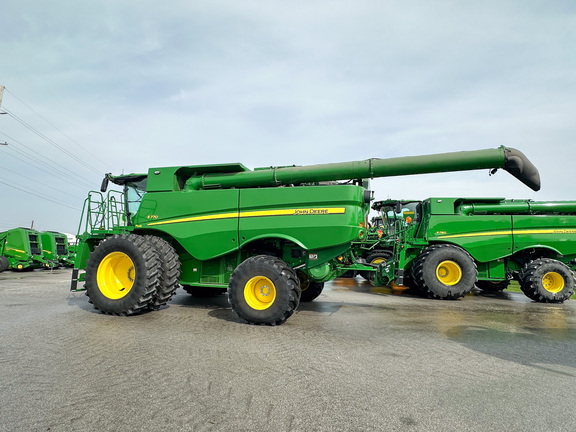 2024 John-Deere S770